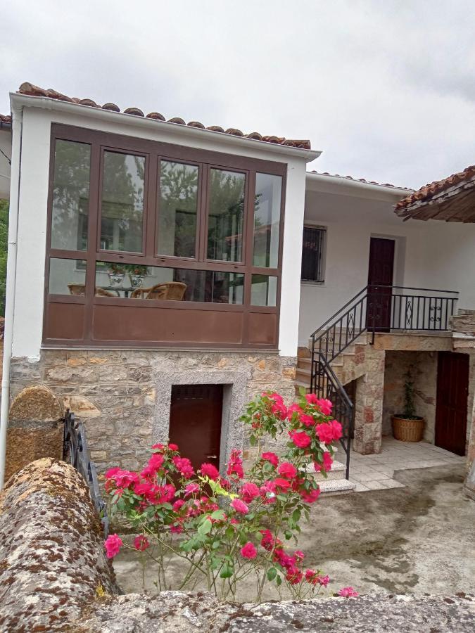 Casa La Cruz A 2Km De กังกัส เด โอนิส ภายนอก รูปภาพ